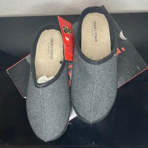 Deer Stags Tweed Clog Slippers | Size 7 Men’s or 8.5 Women’s